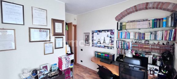 3 bedrooms House in Asti, Italy No. 150733 34