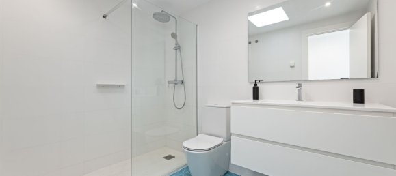 3 Schlafzimmer Stadthaus in Marbella, Spain, Nr. 53594 14