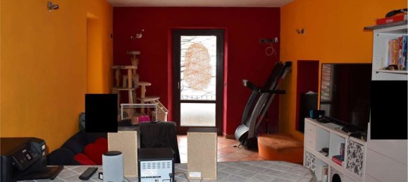 4 bedrooms Apartment in Verres, Italy No. 330960 6