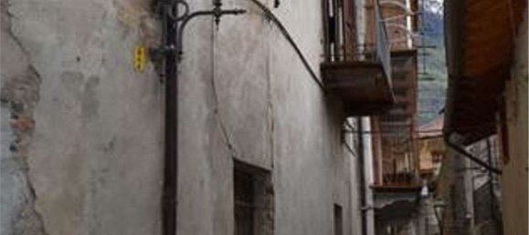 4 bedrooms Apartment in Verres, Italy No. 330960 18