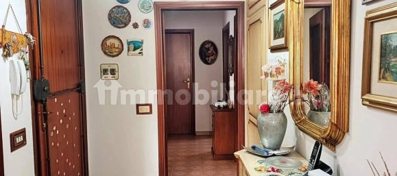 5 bedrooms Apartment in Cascina, Italy No. 203589 13