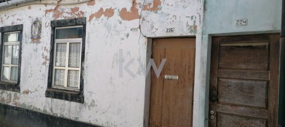 3 bedrooms House in Silvalde, Portugal No. 64389 6