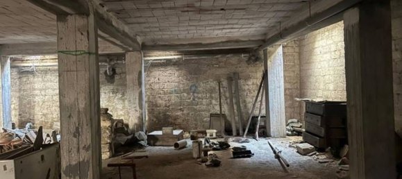  مرآب في Stornara, Italy 274متر مربع رقم 371205 10