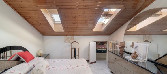 4غرفة منزل ذو طابقين في Monza, Italy رقم 215569 49