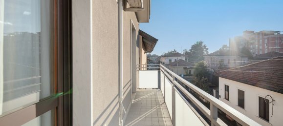 4غرفة منزل ذو طابقين في Monza, Italy رقم 215569 35