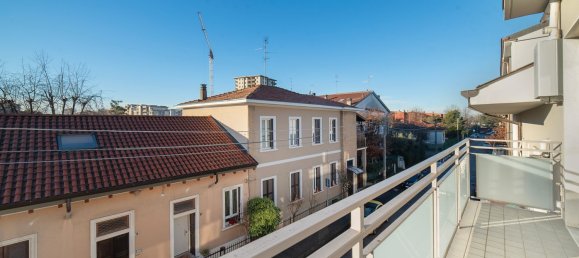 4غرفة منزل ذو طابقين في Monza, Italy رقم 215569 34