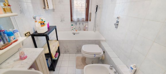 4غرفة منزل ذو طابقين في Monza, Italy رقم 215569 21