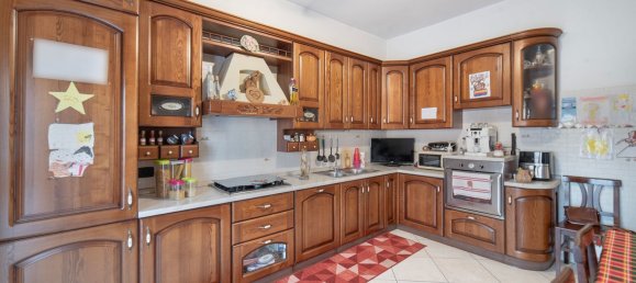 4غرفة منزل ذو طابقين في Monza, Italy رقم 215569 28