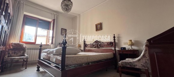 Квартира с 6 комнатами в Неаполь, Италия № 139629 17