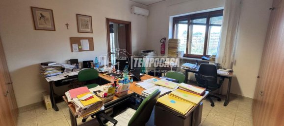 Квартира с 6 комнатами в Неаполь, Италия № 139629 18