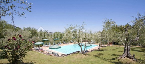 27 chambres Villa à Barberino Tavarnelle, Italy No. 192470 13