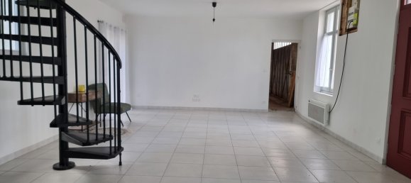 4 bedrooms House in Deux-Sevres, France No. 282344 4