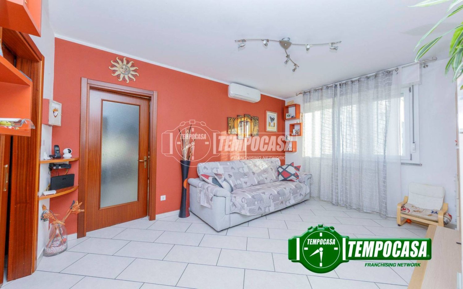 2 Schlafzimmer Wohnung in Locate di Triulzi, Italy, Nr. 286830