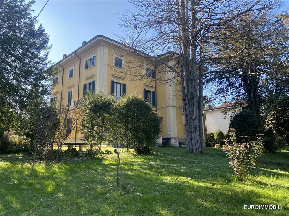 10 bedrooms Villa in Traversetolo, Italy No. 116993