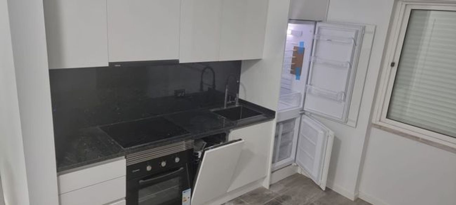 Здание 250м² в Синтра, Португалия № 323692