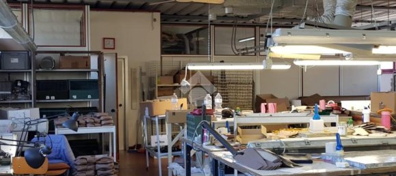 4 rooms Warehouse in Scandicci, Italy No. 229815 20