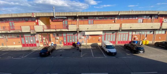 4 rooms Warehouse in Scandicci, Italy No. 229815 14