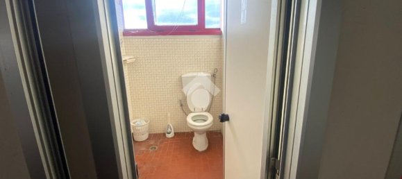 4 rooms Warehouse in Scandicci, Italy No. 229815 8