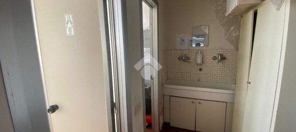 4 rooms Warehouse in Scandicci, Italy No. 229815 7