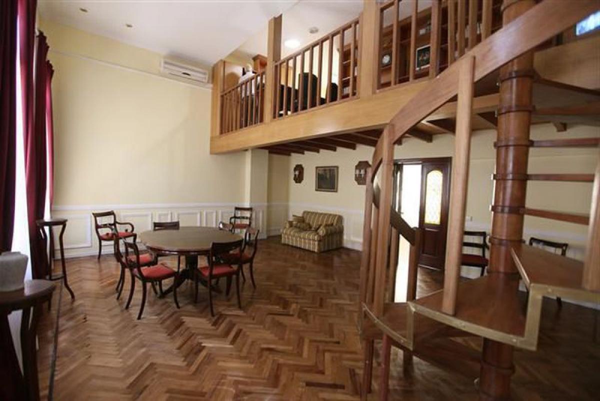 1000m² Building in Buenos Aires, Argentina No. 108206