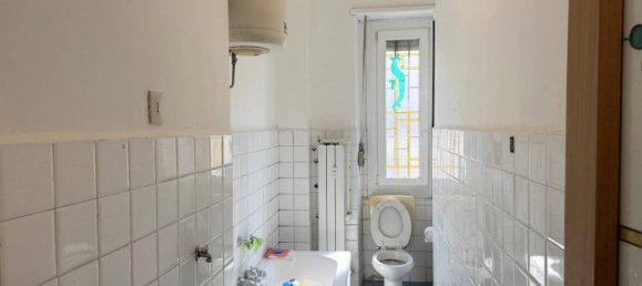 3-Zimmer Penthouse in Turin, Italy, Nr. 37804 14