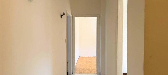 3-Zimmer Penthouse in Turin, Italy, Nr. 37804 5