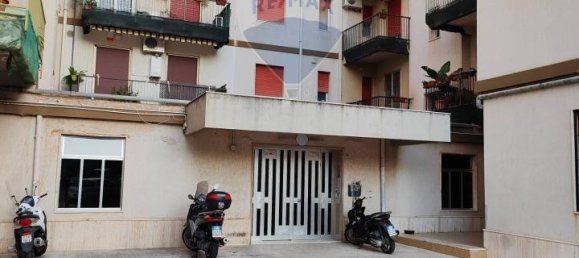 7 rooms Apartment in Syracuse, Italy No. 245487 2
