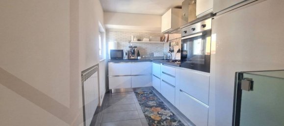 3 rooms Apartment in Castel di Sangro, Italy No. 25470 7