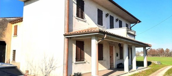 5 bedrooms House in Valeggio sul Mincio, Italy No. 370001 2