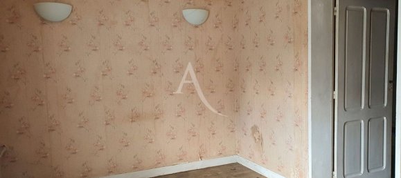 Casa de 3 dormitorios en Saint-Aignan, France No. 250713 11