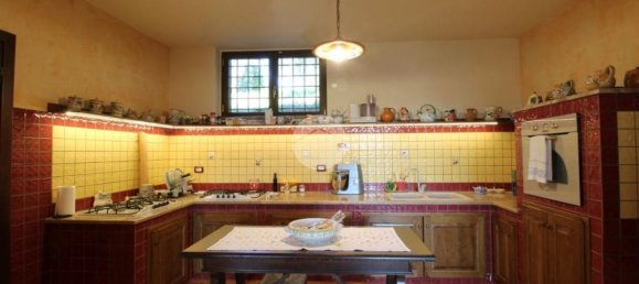 Villa de 9 habitaciónes en Fara in Sabina, Italy No. 50131 21