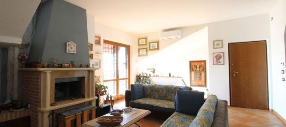 Villa de 9 habitaciónes en Fara in Sabina, Italy No. 50131 2