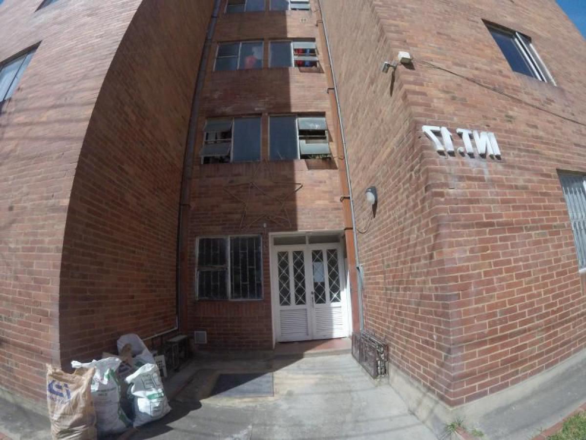 3 bedrooms House in Cundinamarca, Colombia No. 5069