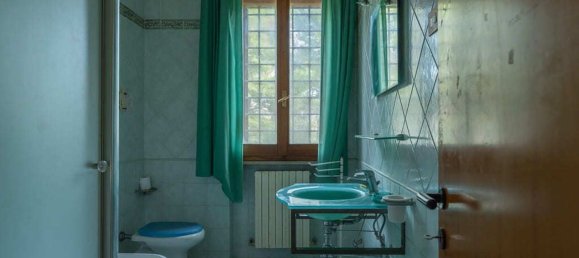 Villa de 6 divisões em Pesaro, Italy N.º 77537 24