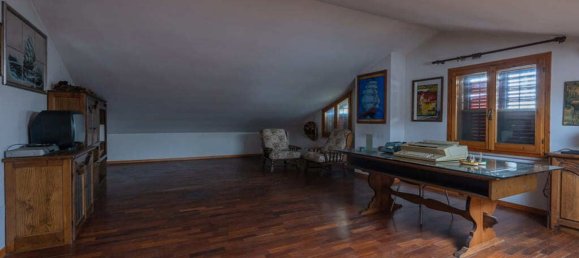 Villa de 6 divisões em Pesaro, Italy N.º 77537 50