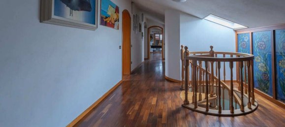 Villa de 6 divisões em Pesaro, Italy N.º 77537 42