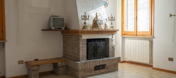 Villa de 6 divisões em Pesaro, Italy N.º 77537 23