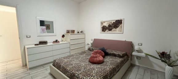 4-Zimmer Wohnung in Livorno, Italy, Nr. 272851 5