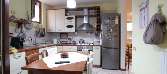 5 rooms Apartment in Certaldo, Italy No. 282396 6