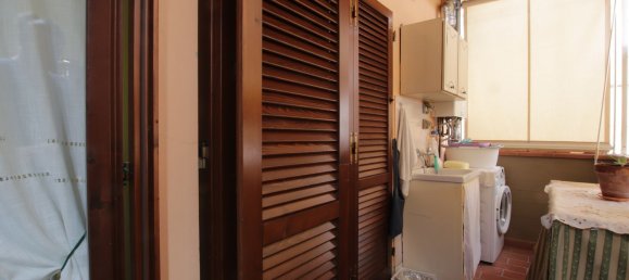 5 rooms Apartment in Certaldo, Italy No. 282396 5