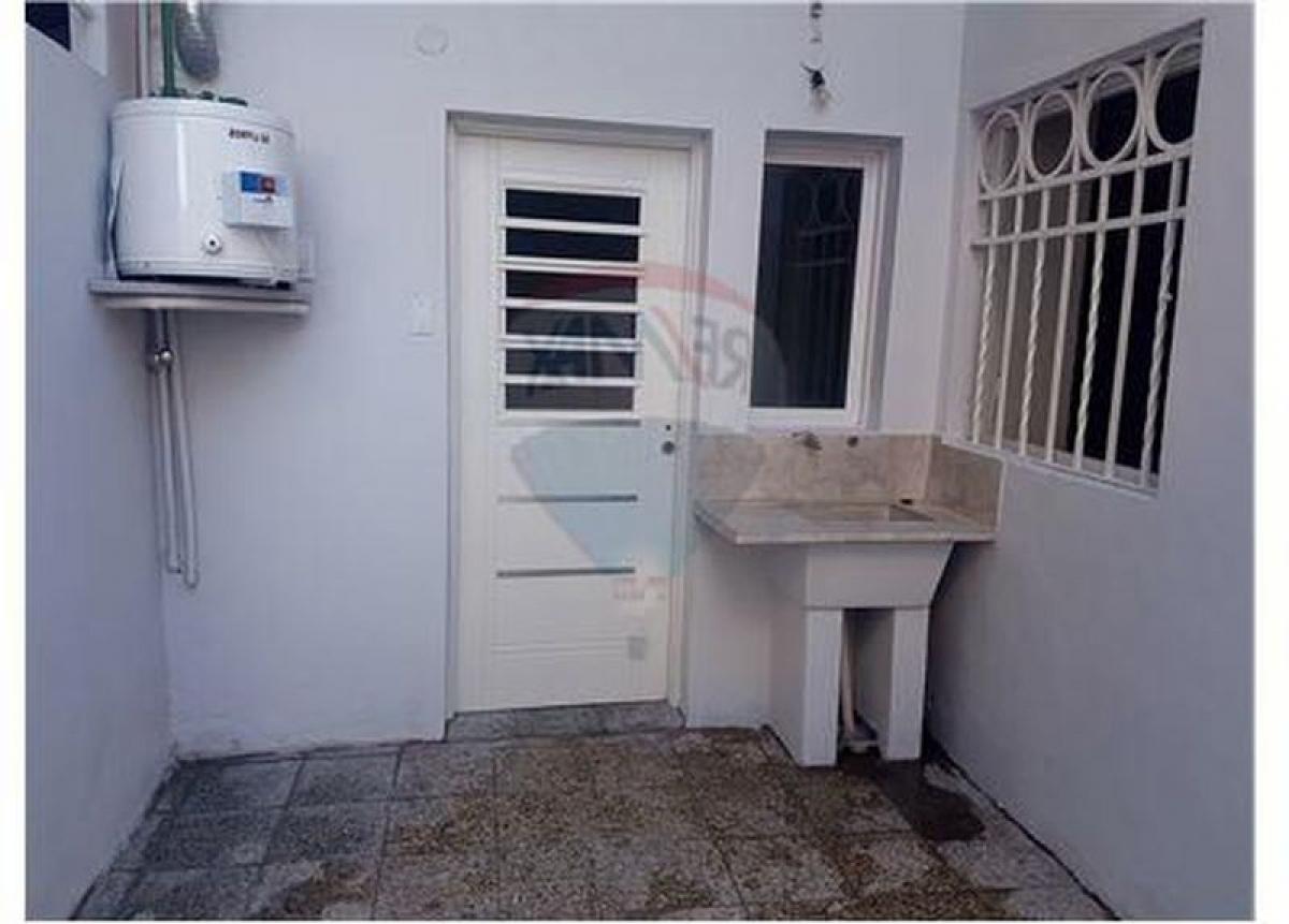 Studio in Lomas de Zamora, Argentina No. 12555