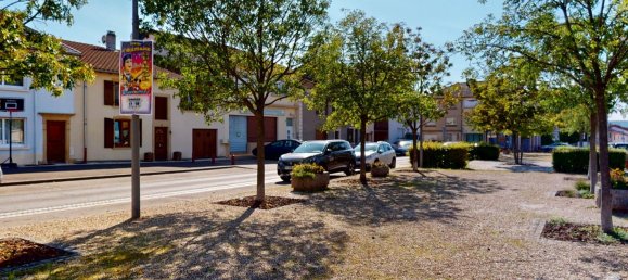 2 bedrooms House in Bousse, France No. 327584 2