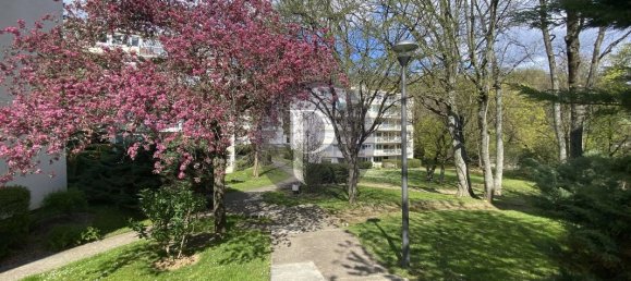 2 bedrooms Apartment in Le Plessis-Robinson, France No. 151495 13