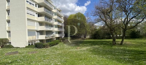 2 bedrooms Apartment in Le Plessis-Robinson, France No. 151495 12