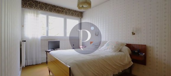 2 bedrooms Apartment in Le Plessis-Robinson, France No. 151495 8