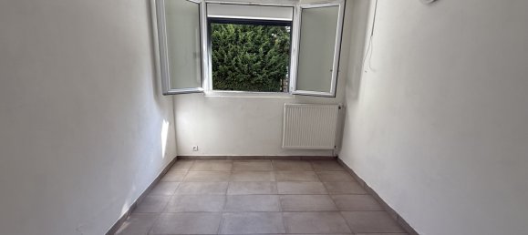 3 Schlafzimmer Wohnung in Massy, France, Nr. 299471 2