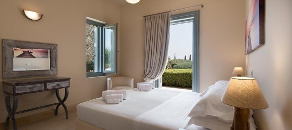 Villa de 4 dormitorios en Kranidi, Greece No. 53792 11