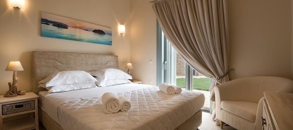 Villa de 4 dormitorios en Kranidi, Greece No. 53792 18