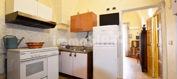 Apartamento de 3 dormitorios en Oria, Italy No. 339852 7