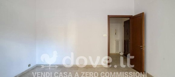 3 rooms Apartment in Taranto, Italy No. 43524 7